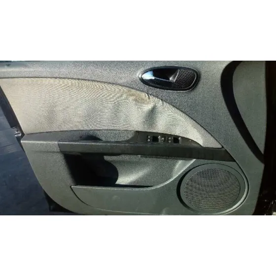 SEAT LEON (1P1) '2006 1.6 NEGRO