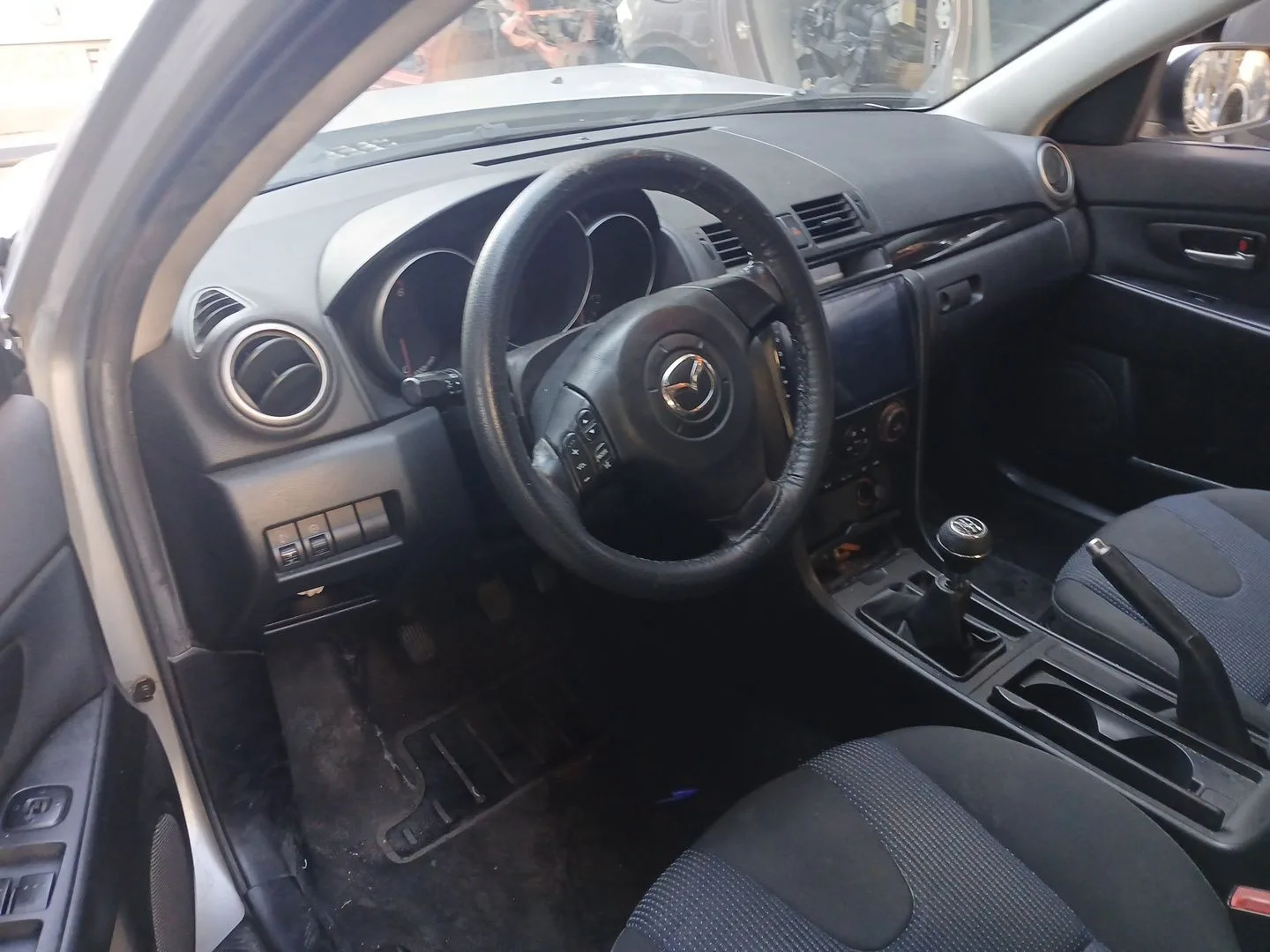MOTOR Y6 MANUAL 5V CVF/KW: 11.47/80