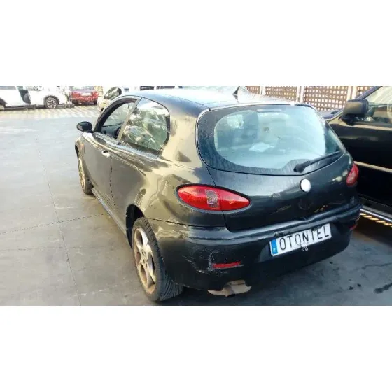 ALFA ROMEO 147 (190) '2004 1.6 T.SPARK ECO DISTINCTIVE NEGRO