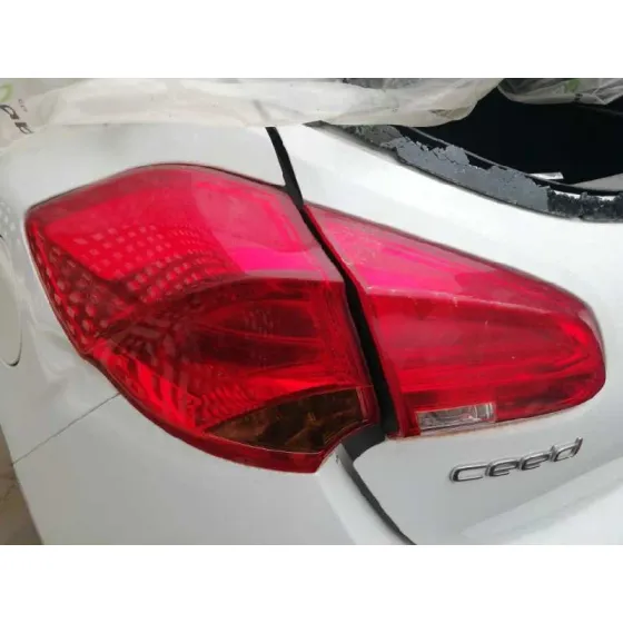 KIA CEE'D '2016 BUSINESS BLANCO