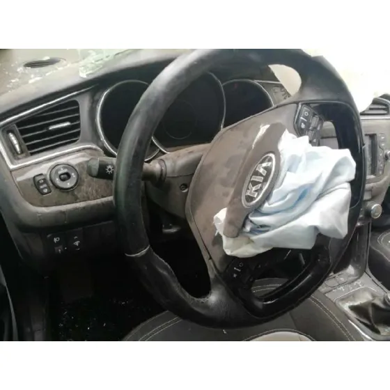 KIA CEE'D '2016 BUSINESS BLANCO