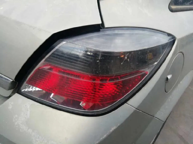 OPEL ASTRA GTC OPEL ASTRA GTC '2005 COSMO GRIS 2004