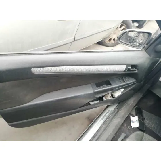 OPEL ASTRA GTC '2005 COSMO GRIS