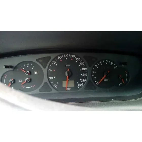 CITROEN C5 BERLINA '2003 2.0 HDI SX PLATA