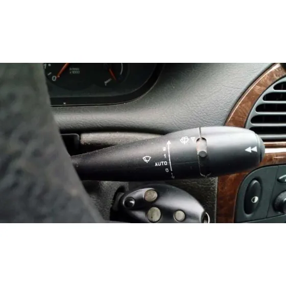 CITROEN C5 BERLINA '2003 2.0 HDI SX PLATA