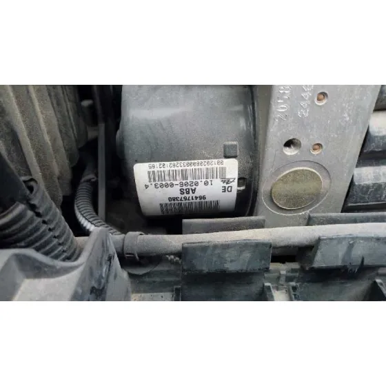CITROEN C5 BERLINA '2003 2.0 HDI SX PLATA