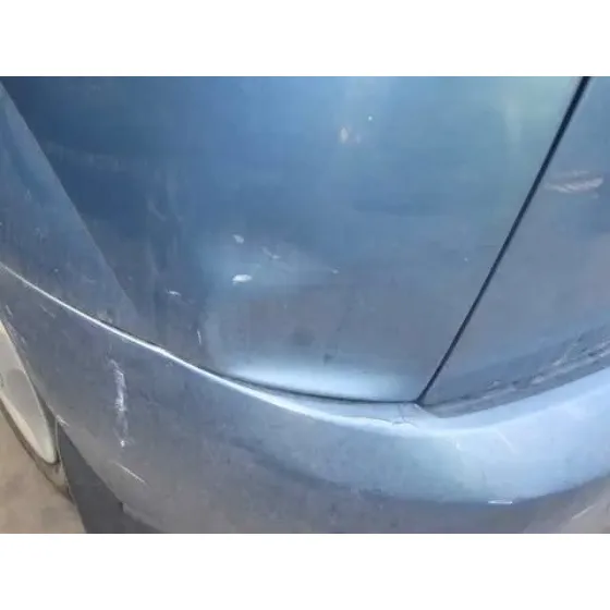 FORD FOCUS BERLINA (CAK) '2001 GHIA AZUL