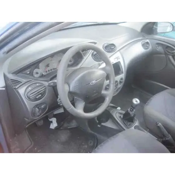 FORD FOCUS BERLINA (CAK) '2001 GHIA AZUL