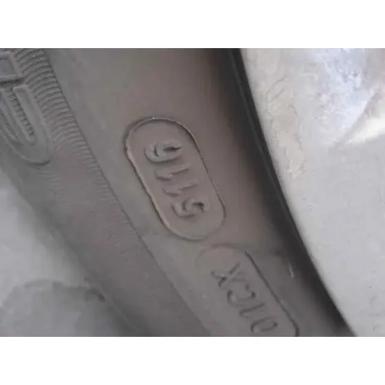 FORD FOCUS BERLINA (CAK) '2001 GHIA AZUL