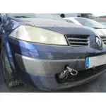 RENAULT MEGANE II CLASSIC BERLINA RENAULT MEGANE II CLASSIC BERLINA '2004 CONFORT AUTHENTIQUE AZUL 2003