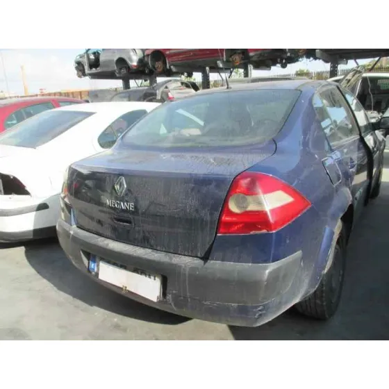 RENAULT MEGANE II CLASSIC BERLINA '2004 CONFORT AUTHENTIQUE AZUL