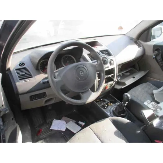 RENAULT MEGANE II CLASSIC BERLINA '2004 CONFORT AUTHENTIQUE AZUL