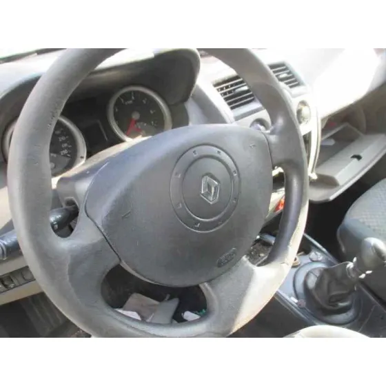 RENAULT MEGANE II CLASSIC BERLINA '2004 CONFORT AUTHENTIQUE AZUL
