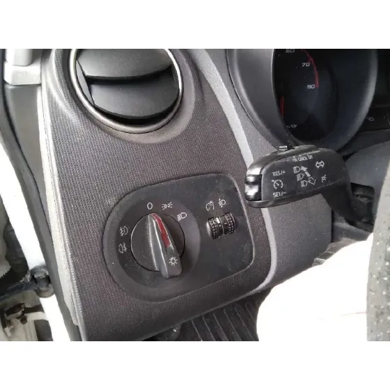 SEAT IBIZA SC (6J1) '2012 REFERENCE BLANCO