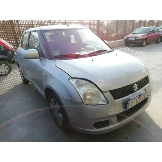 SUZUKI SWIFT BERLINA (MZ) '2005 1.3 16V CAT GRIS PLATA