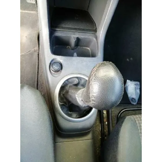 SUZUKI SWIFT BERLINA (MZ) '2005 1.3 16V CAT GRIS PLATA