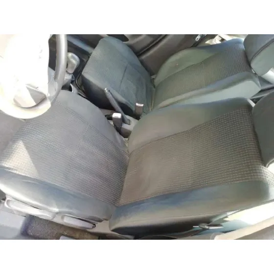 SUZUKI SWIFT BERLINA (MZ) '2005 1.3 16V CAT GRIS PLATA