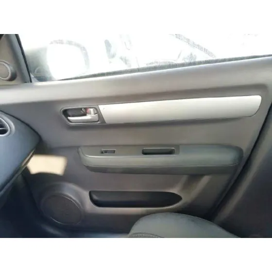 SUZUKI SWIFT BERLINA (MZ) '2005 1.3 16V CAT GRIS PLATA