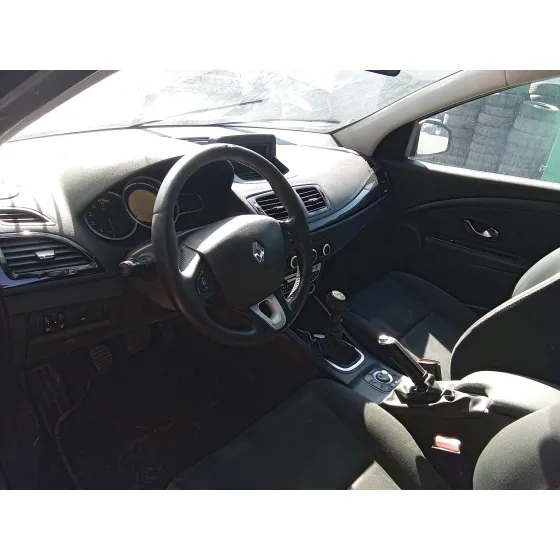 Renault MEGANE III HATCHBACK (BZ0/1_, B3_) 2009
