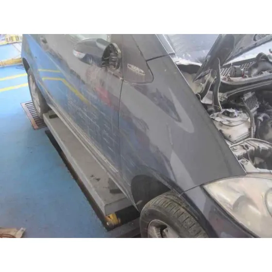 MERCEDES CLASE A (W169) '2005 A 180 CDI EXCLUSIVE EDITION (169.007) AZUL