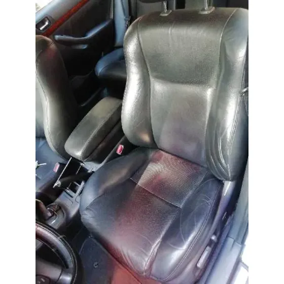 TOYOTA AVENSIS BERLINA (T25) '2004 2.0 D-CAT CHAMPANG