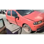 FIAT PUNTO BERLINA (188) FIAT PUNTO BERLINA (188) '2001 1.2 8V ROJO 1999