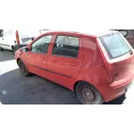 FIAT PUNTO BERLINA (188) FIAT PUNTO BERLINA (188) '2001 1.2 8V ROJO 1999