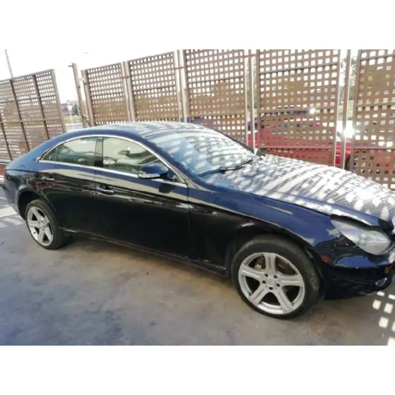 MERCEDES CLASE CLS (W219) '2007 320 CDI (219.322) NEGRO