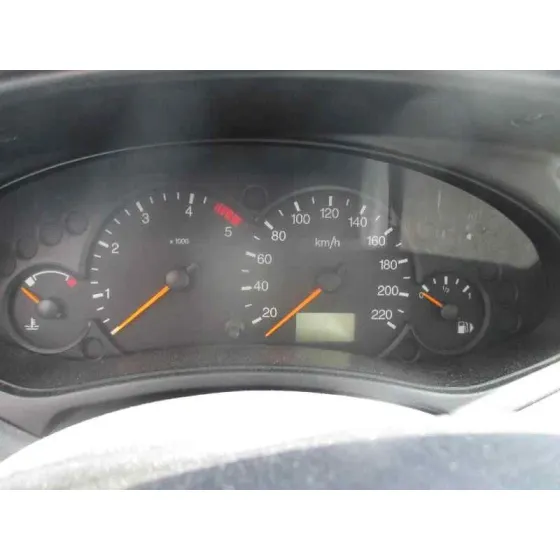 FORD FOCUS TURNIER (CAK) '2004 GHIA GRANATE
