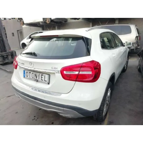 MERCEDES CLASE GLA (W156) '2014 2.1 CDI CAT BLANCO