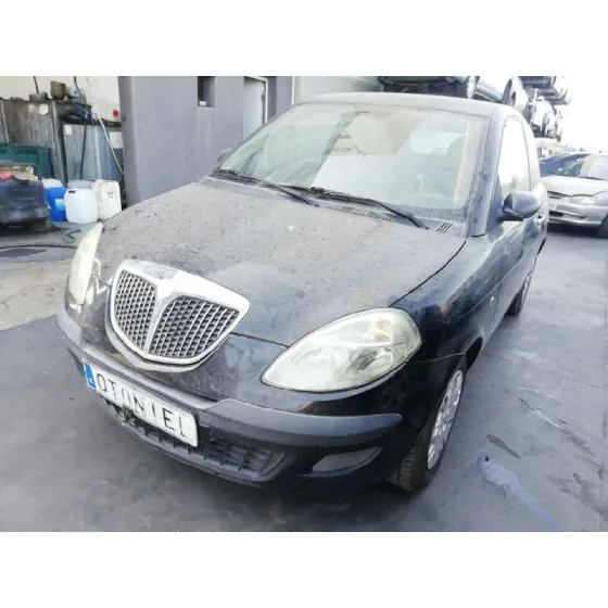 LANCIA YPSILON (101) '2005 1.4 16V ORO NEGRO