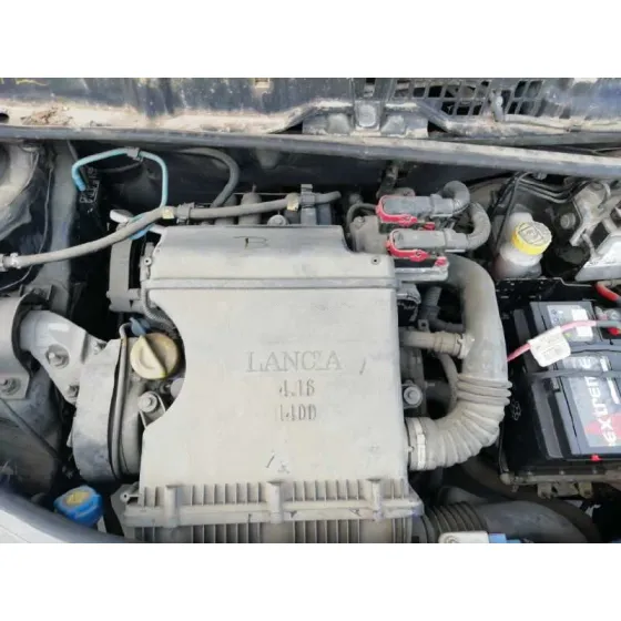 LANCIA YPSILON (101) '2005 1.4 16V ORO NEGRO
