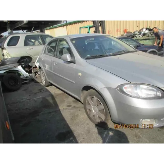 DAEWOO LACETTI '2004 CDX GRIS