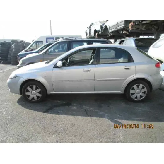 DAEWOO LACETTI '2004 CDX GRIS
