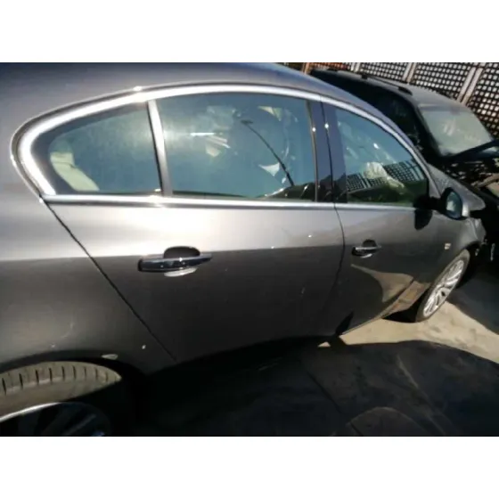 OPEL INSIGNIA BERLINA '2009 COSMO GRIS