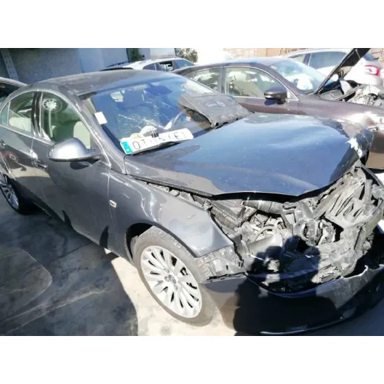 OPEL INSIGNIA BERLINA '2009 COSMO GRIS