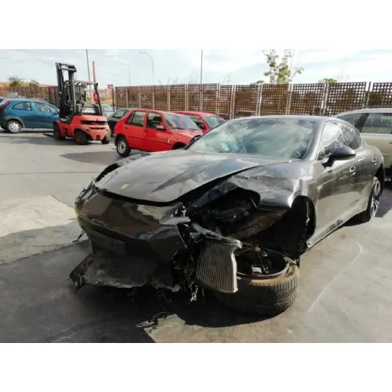 PORSCHE PANAMERA '2012 DIESEL NEGRO