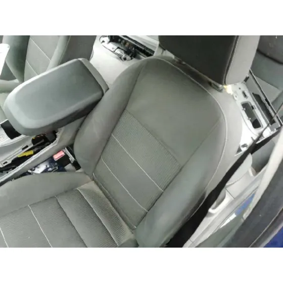 FORD FOCUS LIM. (CB4) '2009 2.0 TDCI CAT AZUL