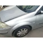 RENAULT MEGANE II BERLINA 5P RENAULT MEGANE II BERLINA 5P '2006 AUTHENTIQUE GRIS 2005