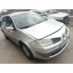 RENAULT MEGANE II BERLINA 5P RENAULT MEGANE II BERLINA 5P '2006 AUTHENTIQUE GRIS 2005