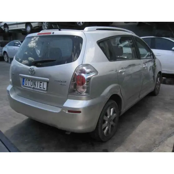 TOYOTA COROLLA VERSO (R1) '2004 1.8 LUNA GRIS