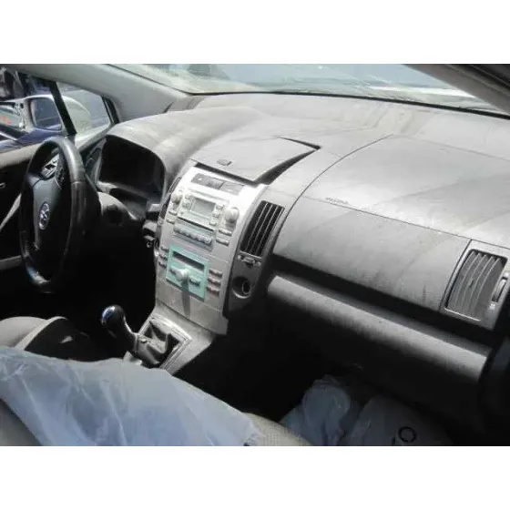 TOYOTA COROLLA VERSO (R1) '2006 2.2 D-4D LUNA GRIS