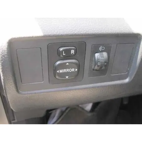 TOYOTA COROLLA VERSO (R1) '2006 2.2 D-4D LUNA GRIS