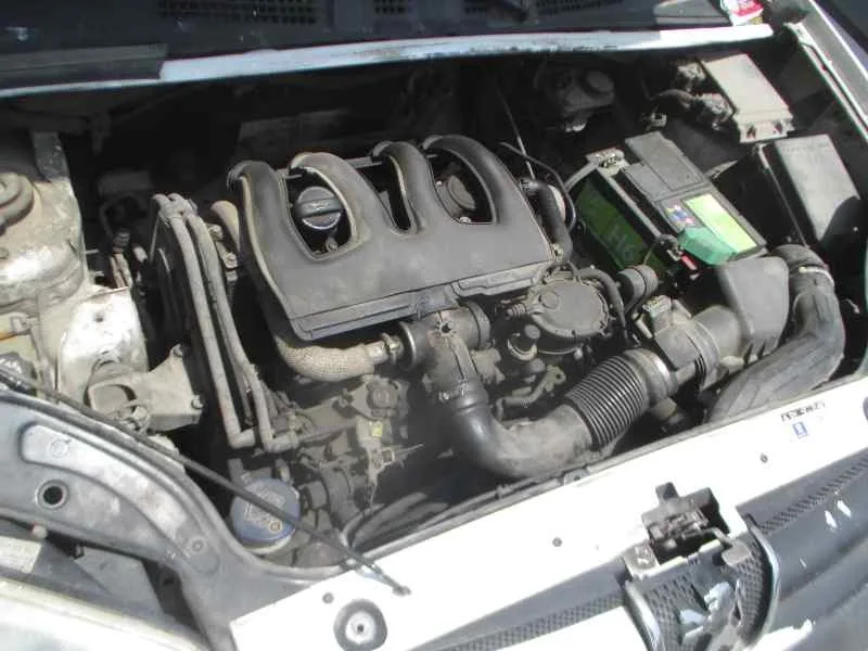 PEUGEOT PARTNER (S2) '2004 COMBI PRO BLANCA