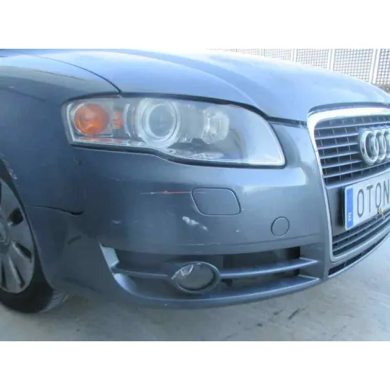 AUDI A4 BERLINA (8E) '2005 2.5 V6 24V TDI GRIS OSCURO