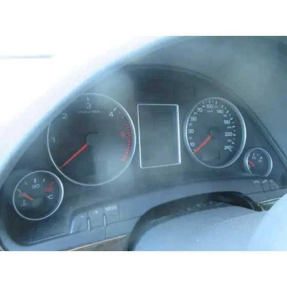 AUDI A4 BERLINA (8E) '2005 2.5 V6 24V TDI GRIS OSCURO