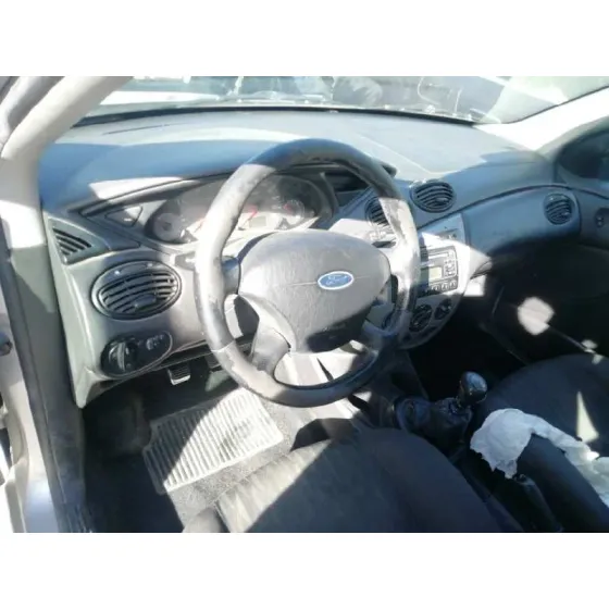 FORD FOCUS BERLINA (CAK) '2003 AMBIENTE GRIS