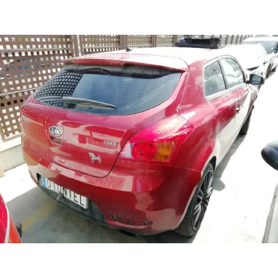 KIA CEE'D '2009 CONCEPT ROJO