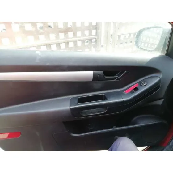 KIA CEE'D '2009 CONCEPT ROJO