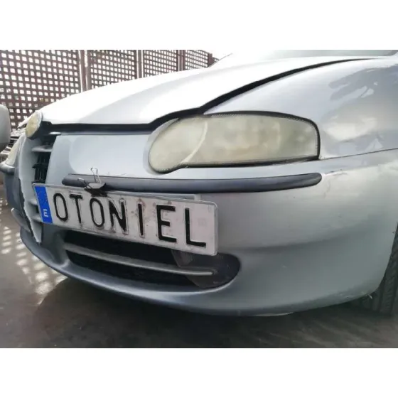 ALFA ROMEO 147 (190) '2003 1.6 T.SPARK ECO DISTINCTIVE GRIS PLATA
